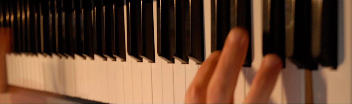 Klavierspielen lernen: Erwachsenen, Kinder, Jugendliche